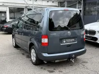 Second-hand VW Caddy Team 109 CP (80 kW) 2009 Gri Monovolum