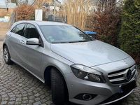 Gebraucht Mercedes A180 122 PS (89 kW) 2014 Silber Limousine