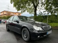 Gebraucht Mercedes C180 129 PS (94 kW) 2001 Schwarz Limousine