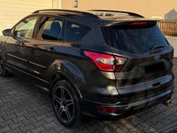 Gebraucht Ford Kuga ST-Line 180 PS (132 kW) 2018 Grau SUV