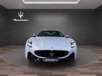 Gebraucht Maserati Granturismo 489 PS (359 kW) 2024 Grigio cangiante Coupé