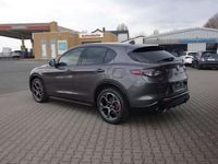 Gebraucht Alfa Romeo Stelvio Veloce 209 PS (153 kW) 2024 Grigio vesuvio, metallic SUV