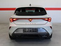 Neu Cupra Leon 150 PS (110 kW) 2026 Grau (taigagraumetallic) Limousine