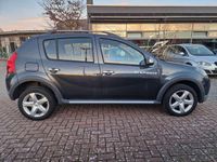 Gebraucht Dacia Sandero Stepway 68 PS (50 kW) 2010 Grau "comete" Kleinwagen