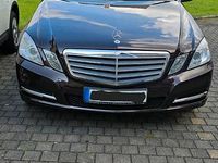 Gebraucht Mercedes E250 205 PS (150 kW) 2011 Braun Limousine