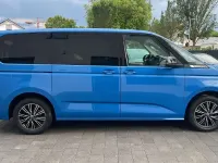 Gebraucht VW Multivan 150 PS (110 kW) 2023 Blau Van / Kleinbus