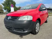 Używany VW Fox Basis 54 KM (39 kW) 2006 Czerwony Hatchback
