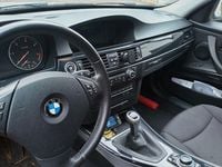 Gebraucht BMW 320 Efficient Dynamics 163 PS (119 kW) 2012 Weiß Kombi