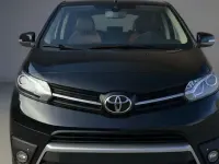 Gebraucht Toyota Proace Executive 177 PS (130 kW) 2018 Schwarz Van / Kleinbus