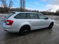 Gebraucht Skoda Octavia RS 184 PS (135 kW) 2014 Silber Kleinwagen