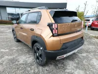 Neu Fiat Grande Panda La Prima 101 PS (74 kW) 2026 Luna bronze metallic Kleinwagen
