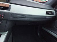 Gebraucht BMW 325 Shadowline 218 PS (160 kW) 2006 Schwarz Coupé