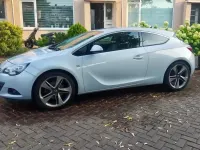 Gebraucht Opel Astra GTC 180 PS (132 kW) 2011 Silber Coupé