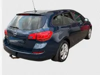 Gebraucht Opel Astra 116 PS (85 kW) 2011 Blau Kombi