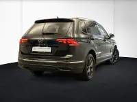 Gebraucht VW Tiguan Allspace Life 150 PS (110 kW) 2023 Schwarz SUV