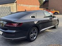 Gebraucht VW Arteon R-line 239 PS (175 kW) 2018 Schwarz Kleinwagen
