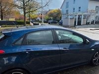 Gebraucht Hyundai i30 Select 101 PS (74 kW) 2017 Blau Limousine