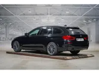 Gebraucht BMW 520 Sport Line 184 PS (135 kW) 2019 Schwarz Kombi