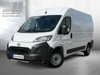 Gebraucht Toyota Proace 140 PS (102 kW) 2024 Weiß Van / Kleinbus