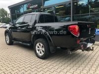 Gebraucht Mitsubishi L200 Intense 178 PS (130 kW) 2011 Schwarz metallic Pickup