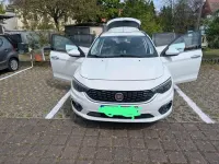 Usado Fiat Tipo 120 CV (88 kW) 2019 Blanco Familiar