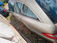 Używany Mercedes E220 150 KM (110 kW) 2004 Złoty Kombi