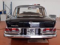 Gebraucht Mercedes 220 120 PS (88 kW) 1960 Schwarz Limousine