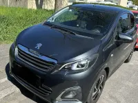Gebraucht Peugeot 108 Allure 69 PS (50 kW) 2016 Grau Limousine