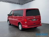 Gebraucht VW Multivan Family 150 PS (110 kW) 2022 Rot Van