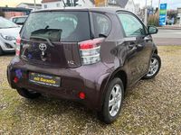Gebraucht Toyota iQ 68 PS (50 kW) 2009 Violet Kleinwagen