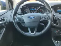 Usado Ford Focus Trend 125 CV (91 kW) 2018 Azul Berlina