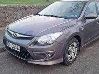 Gebraucht Hyundai i30 Style 116 PS (85 kW) 2011 Braun Limousine