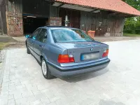 Gebraucht BMW 325 143 PS (105 kW) 1993 Violet Limousine