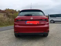 Gebraucht Fiat Tipo 95 PS (69 kW) 2016 Rot Kleinwagen
