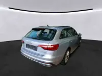 Gebraucht Audi A4 Advanced 163 PS (119 kW) 2022 Florettsilber metallic Kombi
