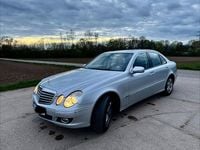Gebraucht Mercedes E220 Classic 170 PS (125 kW) 2006 Silber Limousine