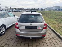 Gebraucht Skoda Rapid Drive 105 PS (77 kW) 2014 Beige Limousine