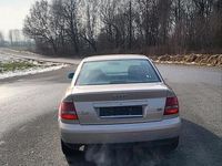 Gebraucht Audi A4 101 PS (74 kW) 1999 Gold Limousine