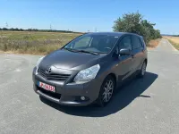Gebraucht Toyota Verso 126 PS (92 kW) 2012 Grau Van / Kleinbus