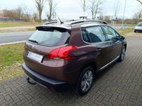 gebraucht Peugeot 2008 120 1.6 VTi Allure/Navi/AHZV/Sitzheizung/Al