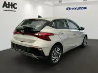 Gebraucht Hyundai i20 Trend 101 PS (74 kW) 2025 Grau lumen grey Limousine