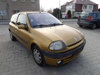 Gebraucht Renault Clio II 90 PS (66 kW) 1999 Strohgelb Kleinwagen