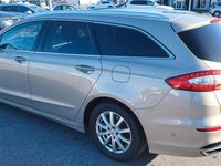 Gebraucht Ford Mondeo Titanium 179 PS (131 kW) 2015 Grau Kombi