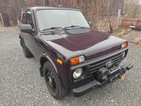 Second-hand Lada niva 83 CP (61 kW) 2021 Roșu SUV