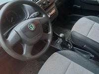 Gebraucht Skoda Fabia 60 PS (44 kW) 2009 Weiß Limousine