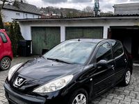 Gebraucht Peugeot 206+ 68 PS (50 kW) 2012 Schwarz Kleinwagen