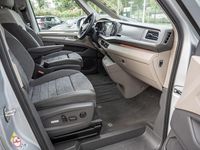 Gebraucht VW Multivan Life 150 PS (110 kW) 2023 Silber Van