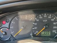 Usado Ford Focus 74 HP (54 kW) 2000 Cinzento Carrinha