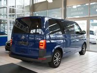 Gebraucht VW Transporter 204 PS (150 kW) 2018 Deep ocean blue Van