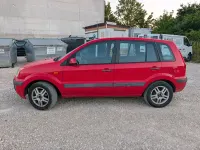 Gebraucht Ford Fusion 68 PS (50 kW) 2005 Rot Kleinwagen